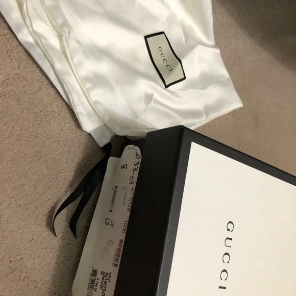 Gucci Jordaan Velvet GG Loafers - Picture 3 of 5